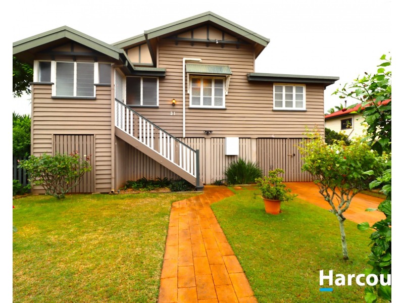 31 Macrossan St, Childers QLD 4660