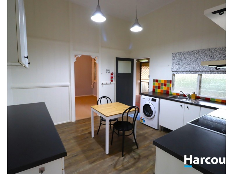 31 Macrossan St, Childers QLD 4660