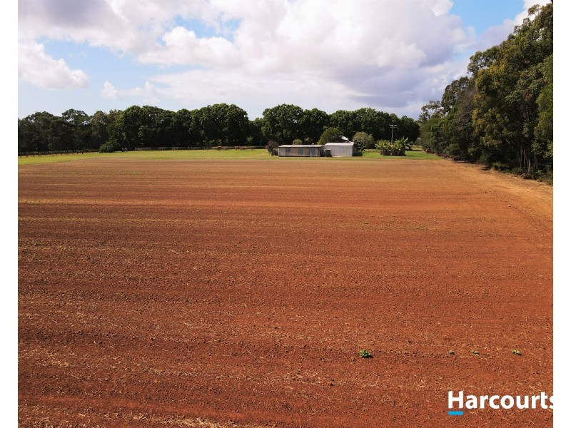 21 Ross Road, Goodwood QLD 4660