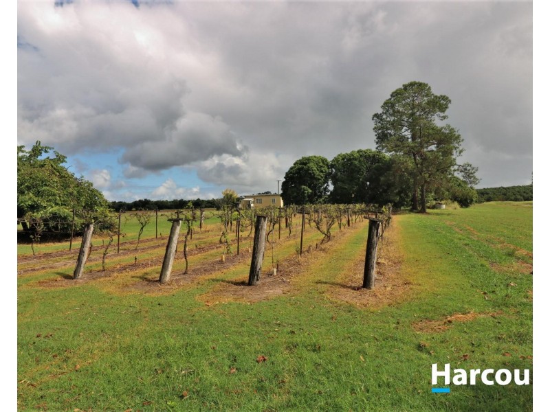 21 Ross Road, Goodwood QLD 4660