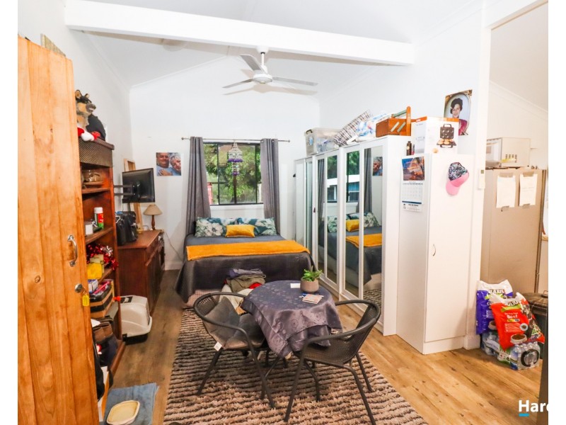 760 John Clifford Way, Lowmead QLD 4676