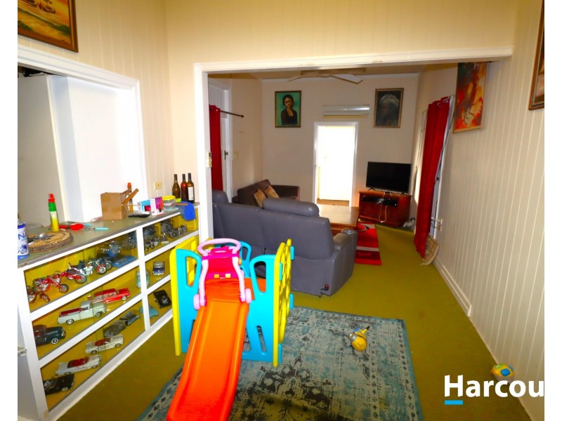 18 Walsh St, Biggenden QLD 4621