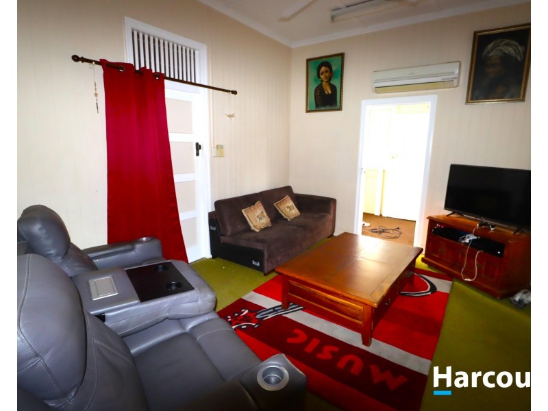 18 Walsh St, Biggenden QLD 4621