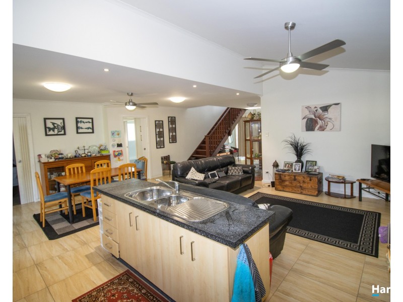 4/4528 Bundaberg Road, Gin Gin QLD 4671