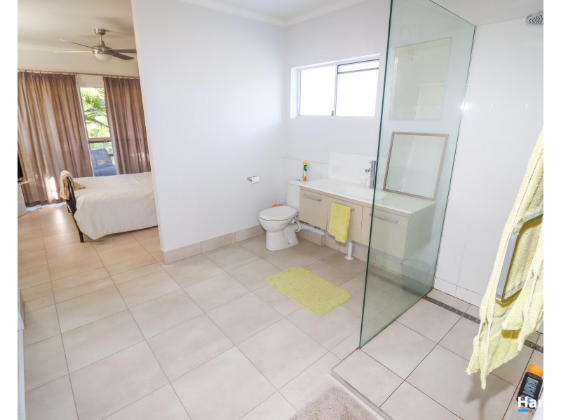 4/4528 Bundaberg Road, Gin Gin QLD 4671