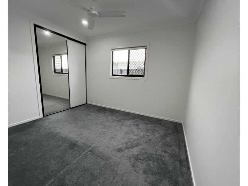 1/4 Keiran Place, Bundaberg East QLD 4670