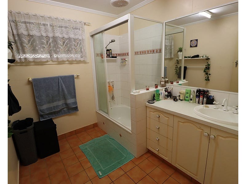 208 Churchill, Childers QLD 4660