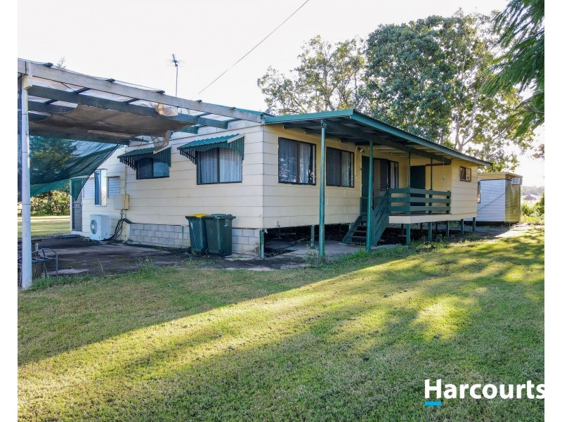 35 Berrembea Road, Drinan QLD 4671