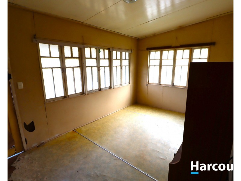 11 Main Street, Dallarnil QLD 4621