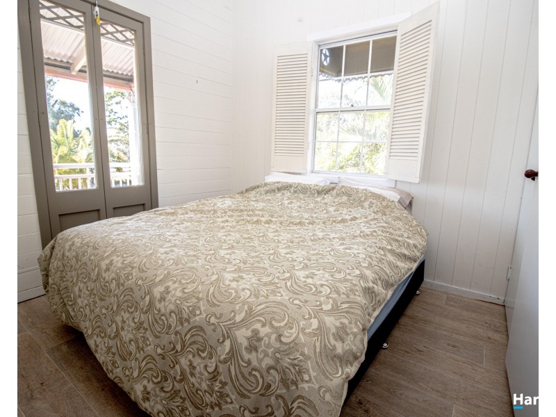 96 Esplanade, Woodgate QLD 4660