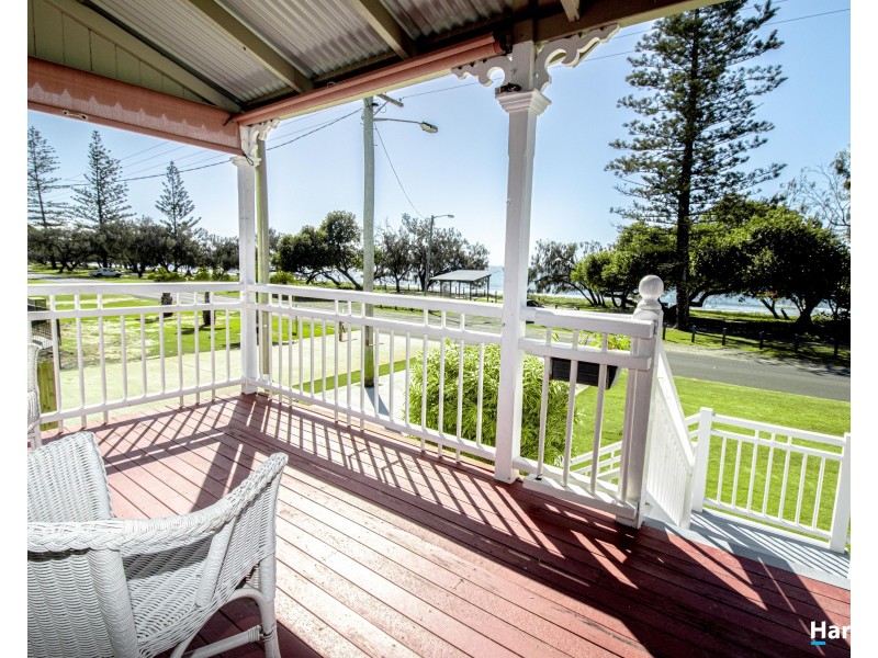 96 Esplanade, Woodgate QLD 4660