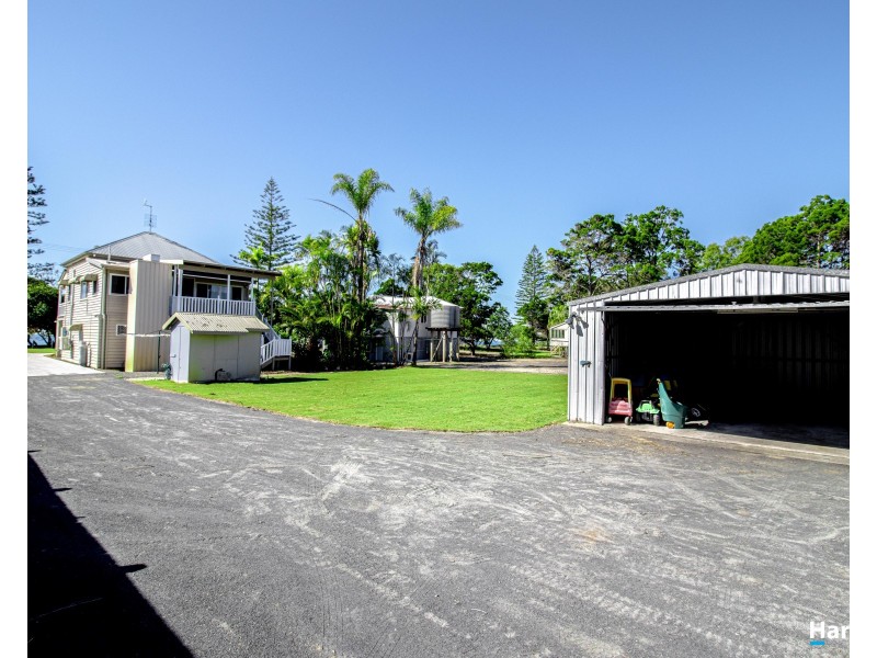 96 Esplanade, Woodgate QLD 4660