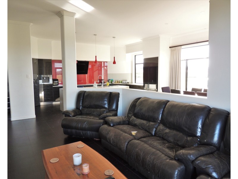 410 Knockroe Road, North Isis QLD 4660