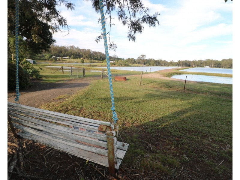 212 North Isis  Road, North Isis QLD 4660