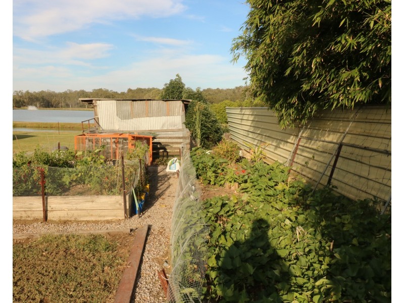 212 North Isis  Road, North Isis QLD 4660