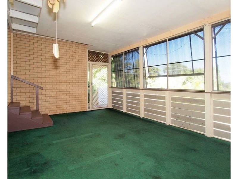 54 Broadhurst Street, Childers QLD 4660