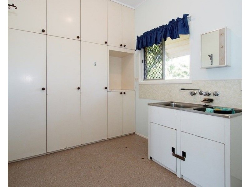 54 Broadhurst Street, Childers QLD 4660