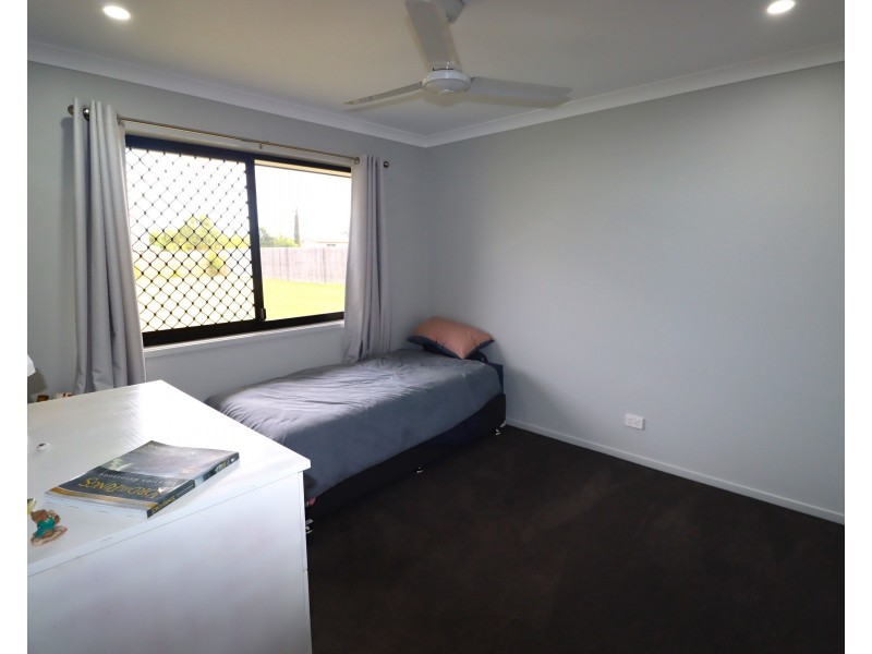 146 Station Road, Horton QLD 4660