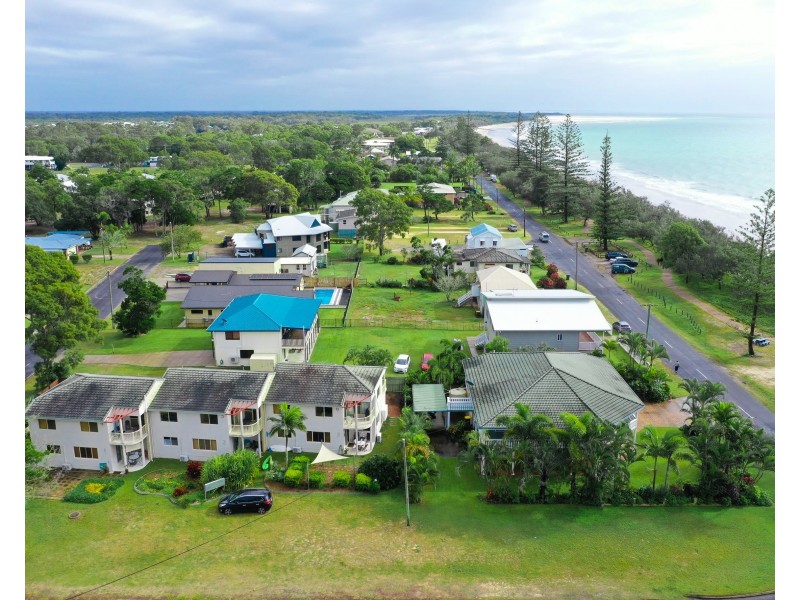 5/2 Poinciana Court, Woodgate QLD 4660