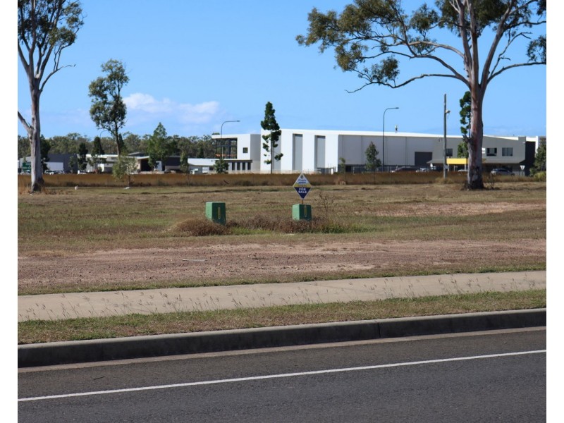 45 Airport Drive, Kensington QLD 4670