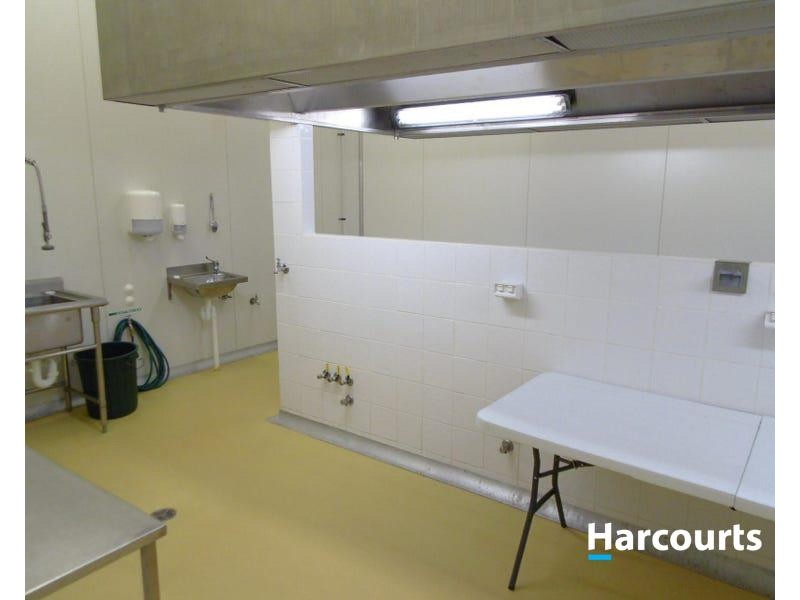 3 Browns Road, Childers QLD 4660