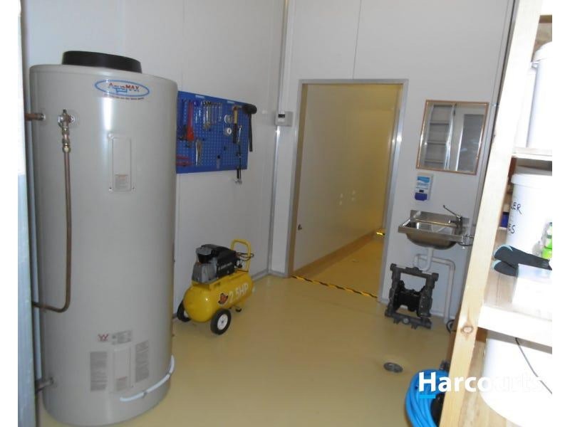 3 Browns Road, Childers QLD 4660