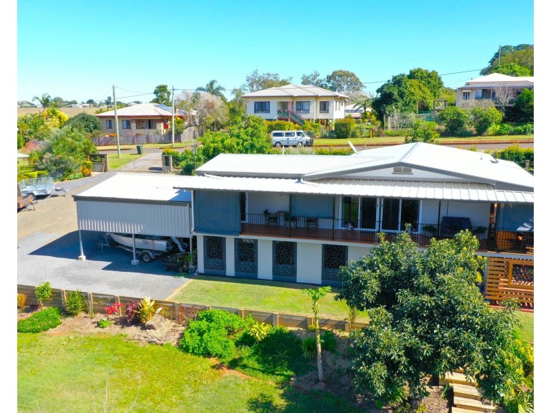 19 Elizabeth Street, Childers QLD 4660