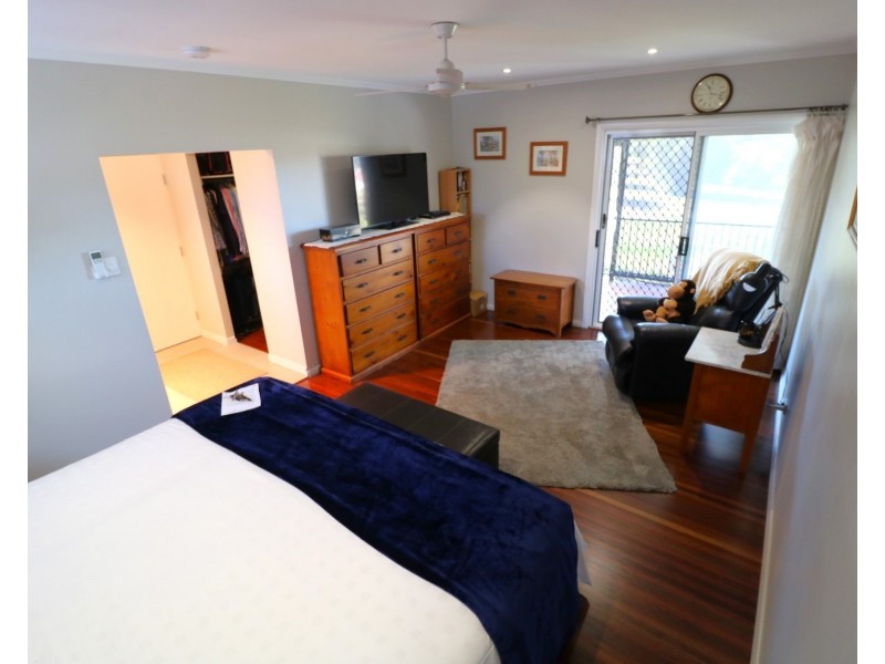 19 Elizabeth Street, Childers QLD 4660