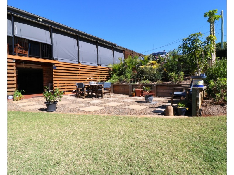 19 Elizabeth Street, Childers QLD 4660