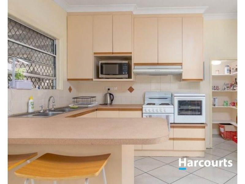 79 Water Street, Walkervale QLD 4670