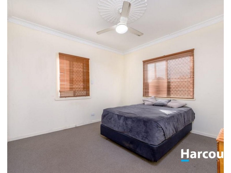 79 Water Street, Walkervale QLD 4670