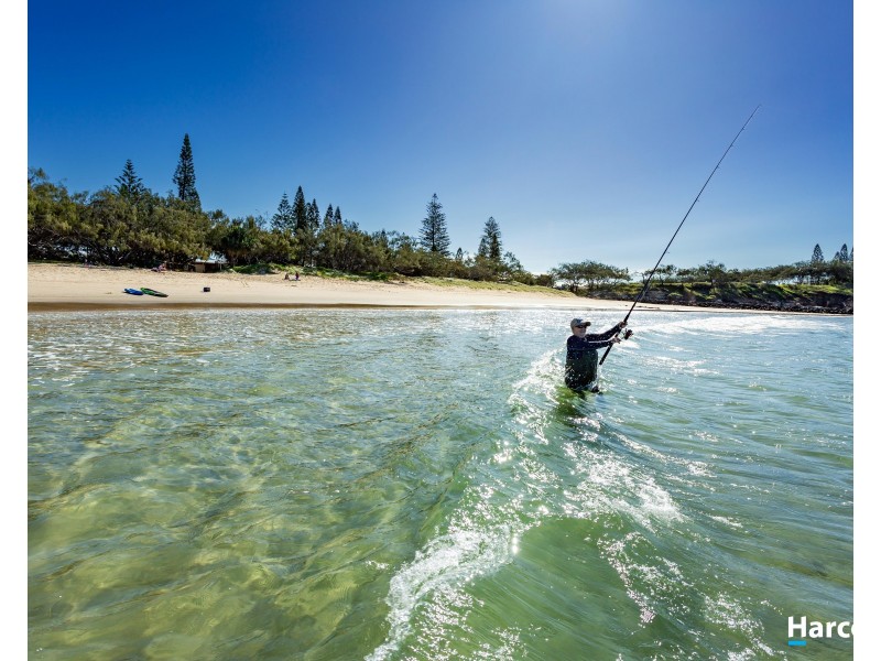 South Beach, Elliott Heads QLD 4670