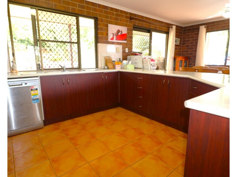 46 Huxley Road, Childers QLD 4660