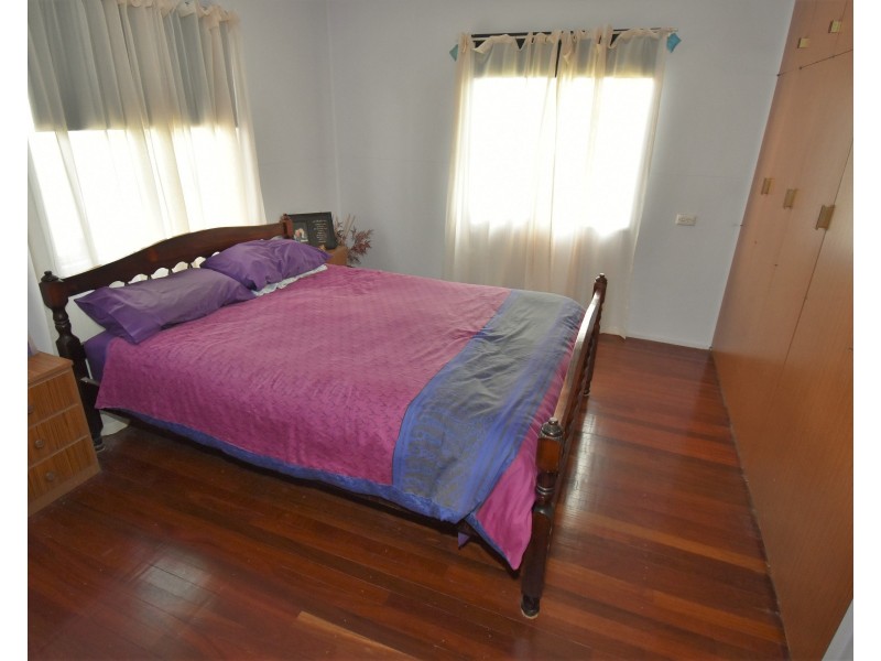 5 Holme Street, Cordalba QLD 4660