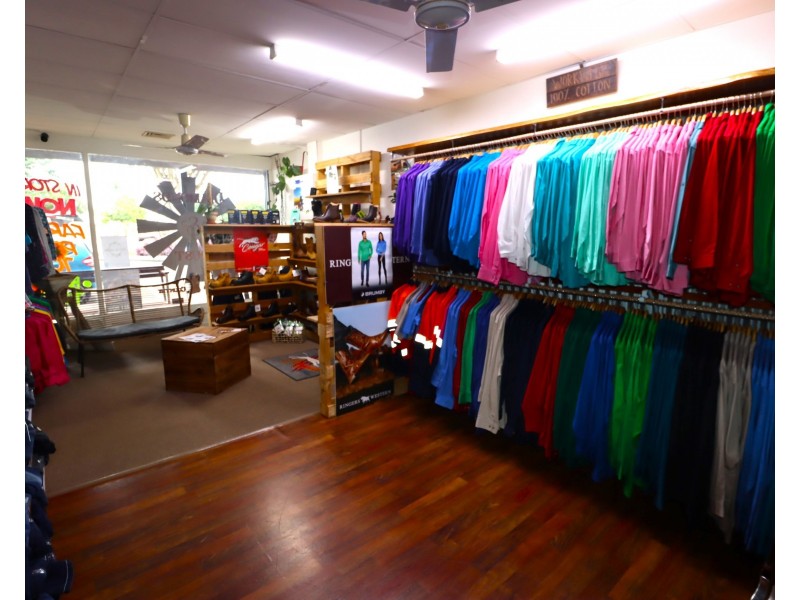 94 CHURCHILL ST, Childers QLD 4660