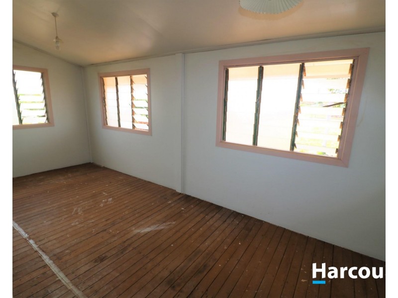 6 Randall Street, Childers QLD 4660