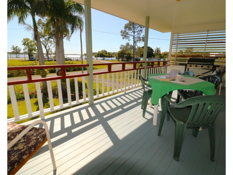 11 Powers Street, Buxton QLD 4660