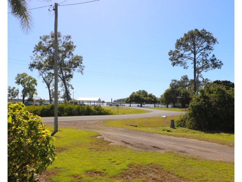 11 Powers Street, Buxton QLD 4660