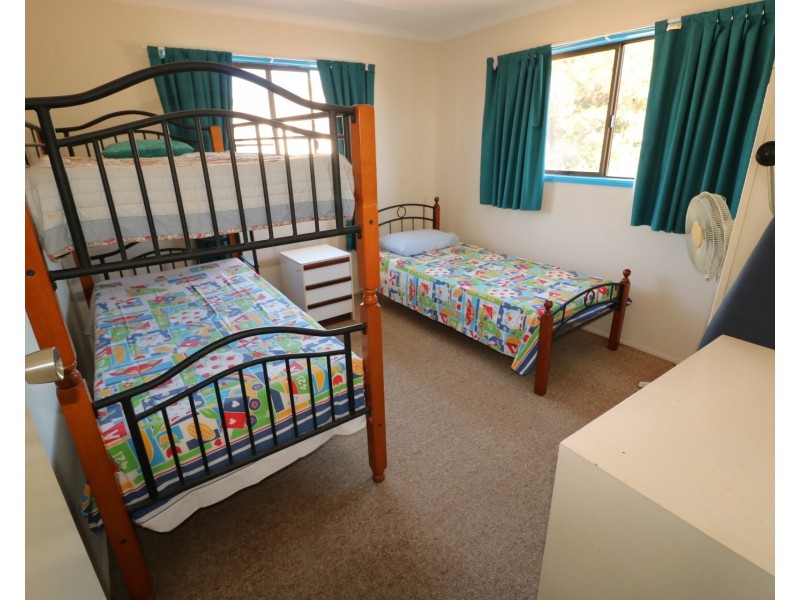 11 Powers Street, Buxton QLD 4660