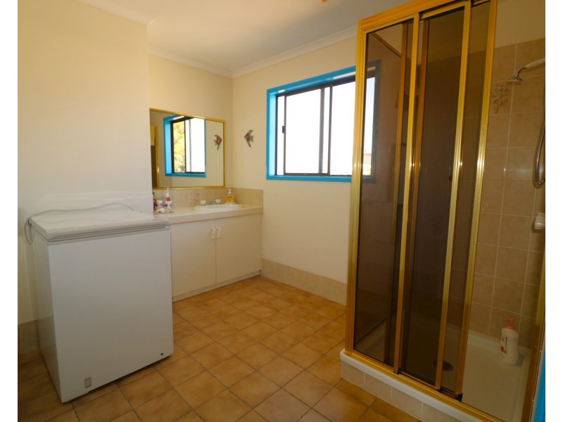 11 Powers Street, Buxton QLD 4660