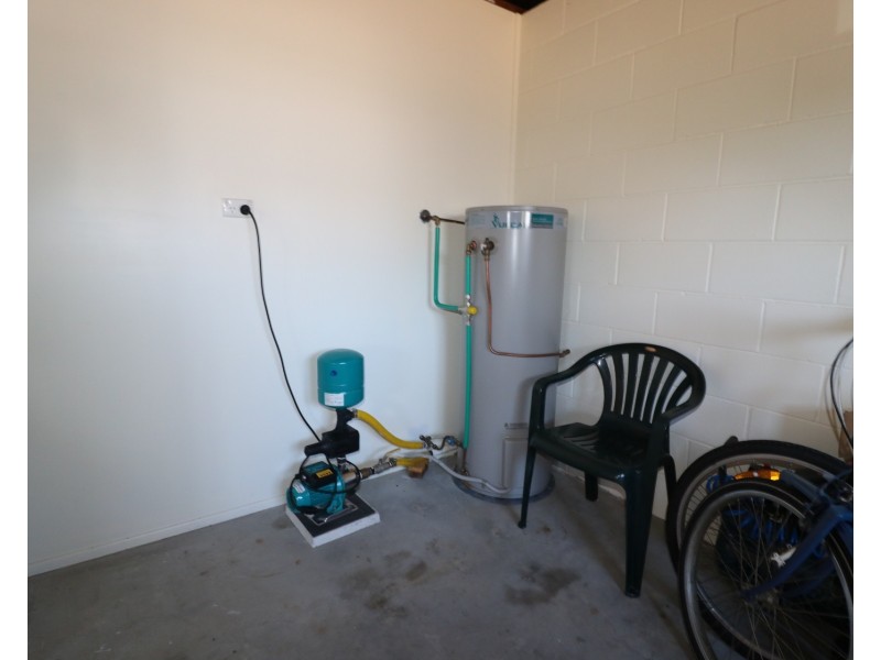 11 Powers Street, Buxton QLD 4660