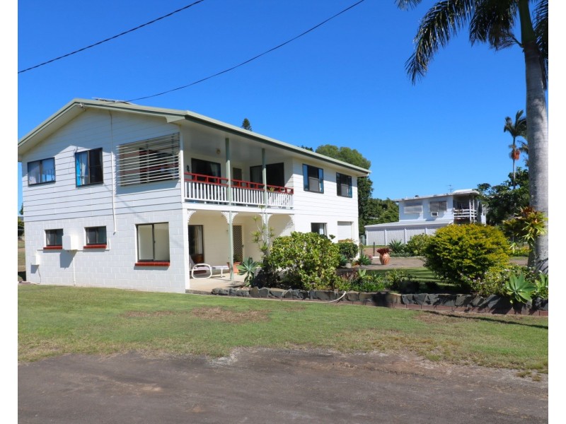 11 Powers Street, Buxton QLD 4660