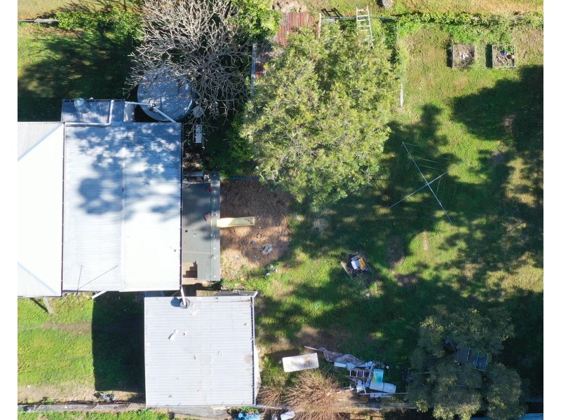 35 George St, Biggenden QLD 4621