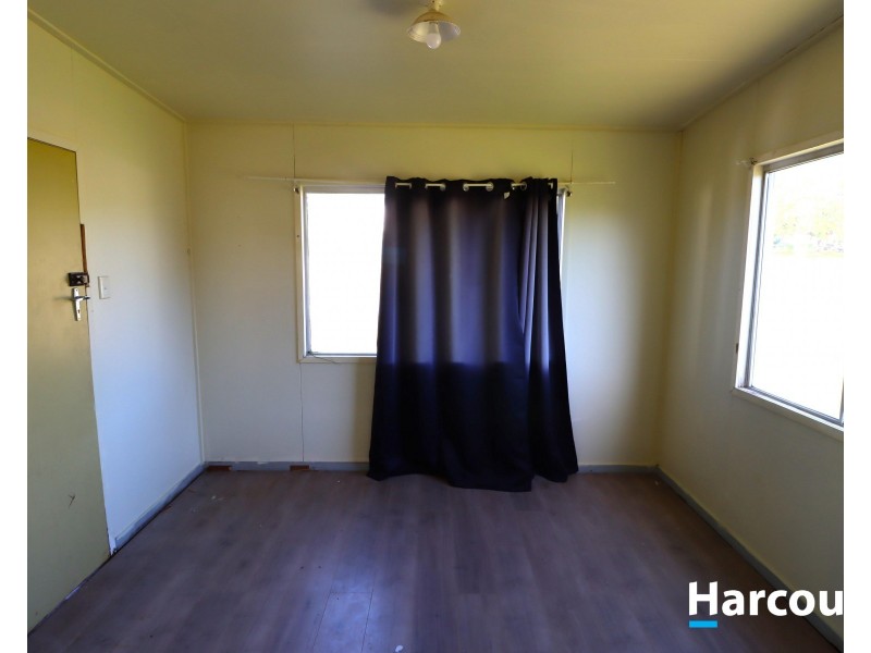 35 George St, Biggenden QLD 4621