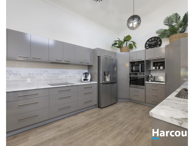 63 Mariners Way, Bundaberg North QLD 4670