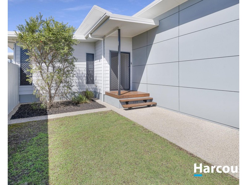 63 Mariners Way, Bundaberg North QLD 4670