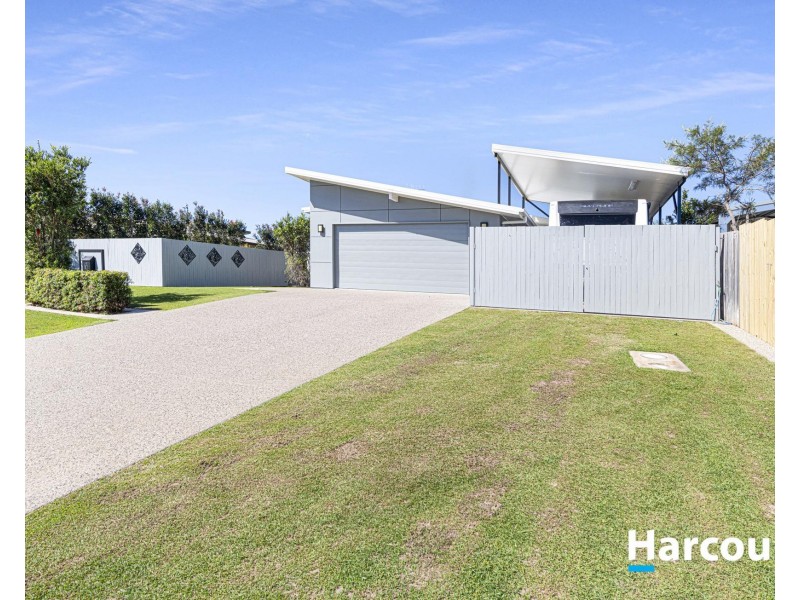 63 Mariners Way, Bundaberg North QLD 4670