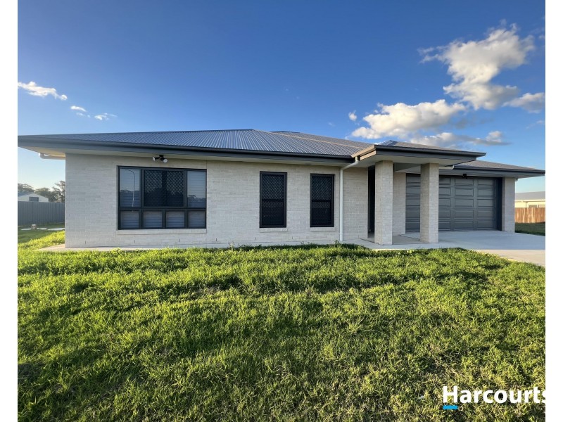 33a Von Deest Street, Kensington QLD 4670