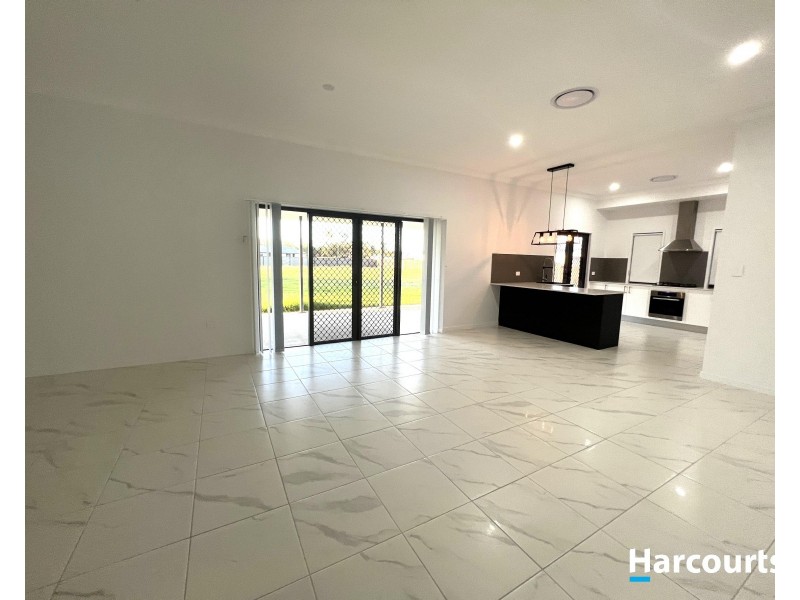 33a Von Deest Street, Kensington QLD 4670