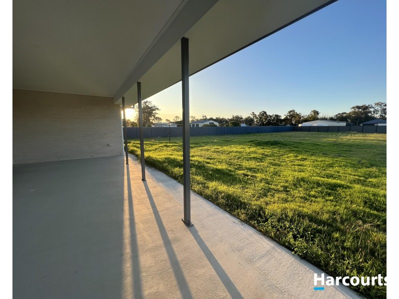 33a Von Deest Street, Kensington QLD 4670